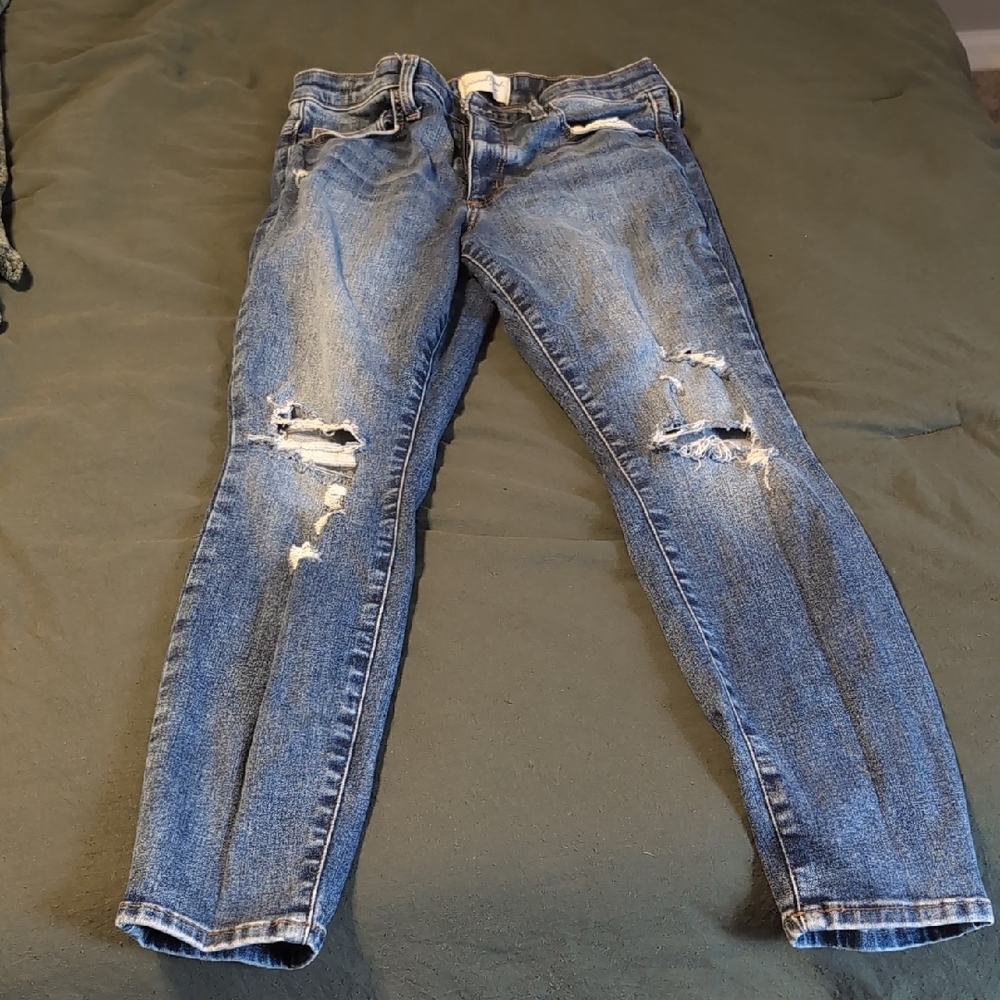 Universal Thread Blue Skinny Jeans Distressed Style